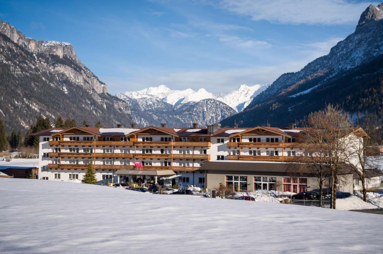 Kuhotel By Rilano Bald Elaya Hotel Steinplatte Waidring Exteriör bild