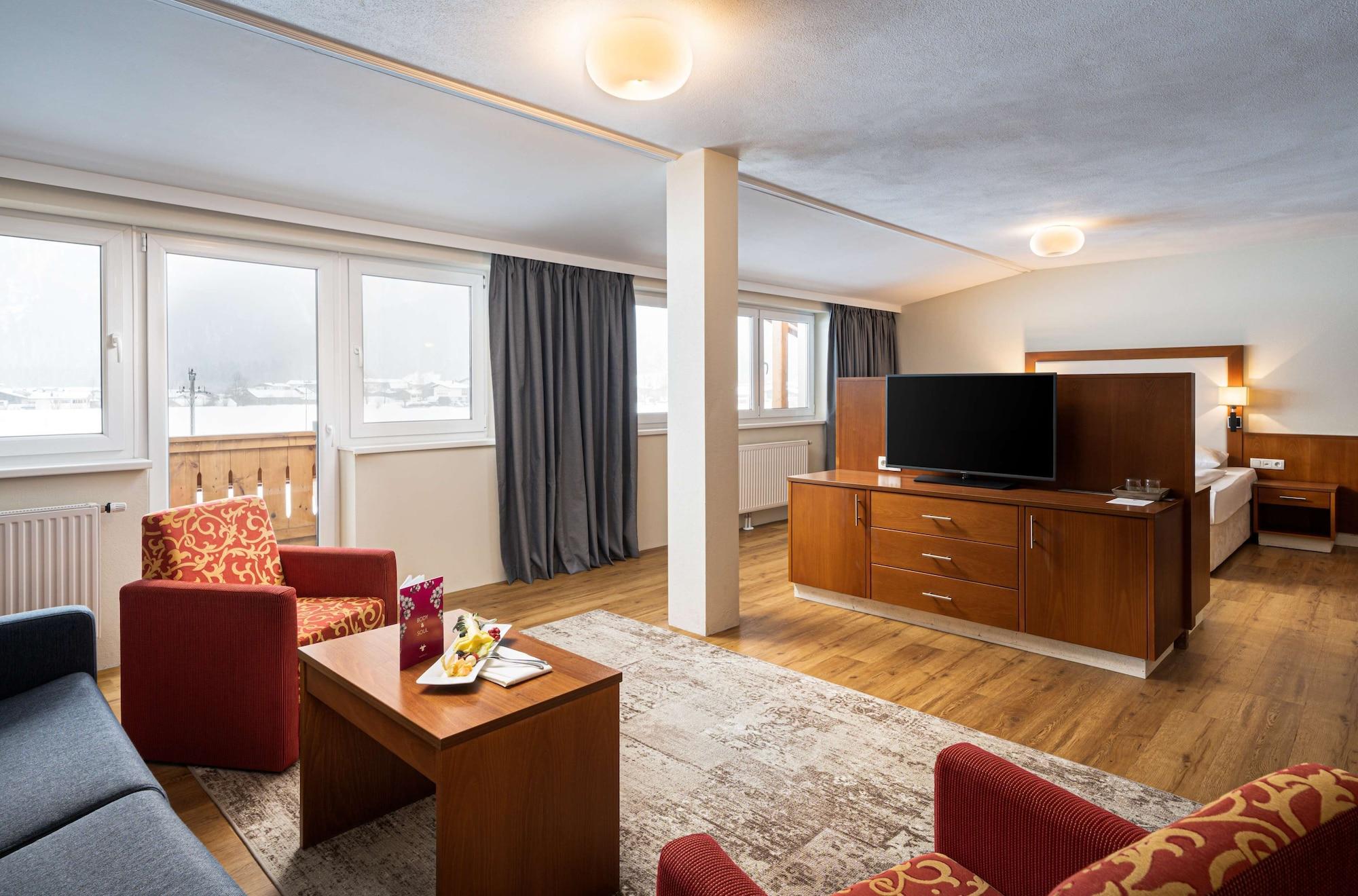 Kuhotel By Rilano Bald Elaya Hotel Steinplatte Waidring Exteriör bild